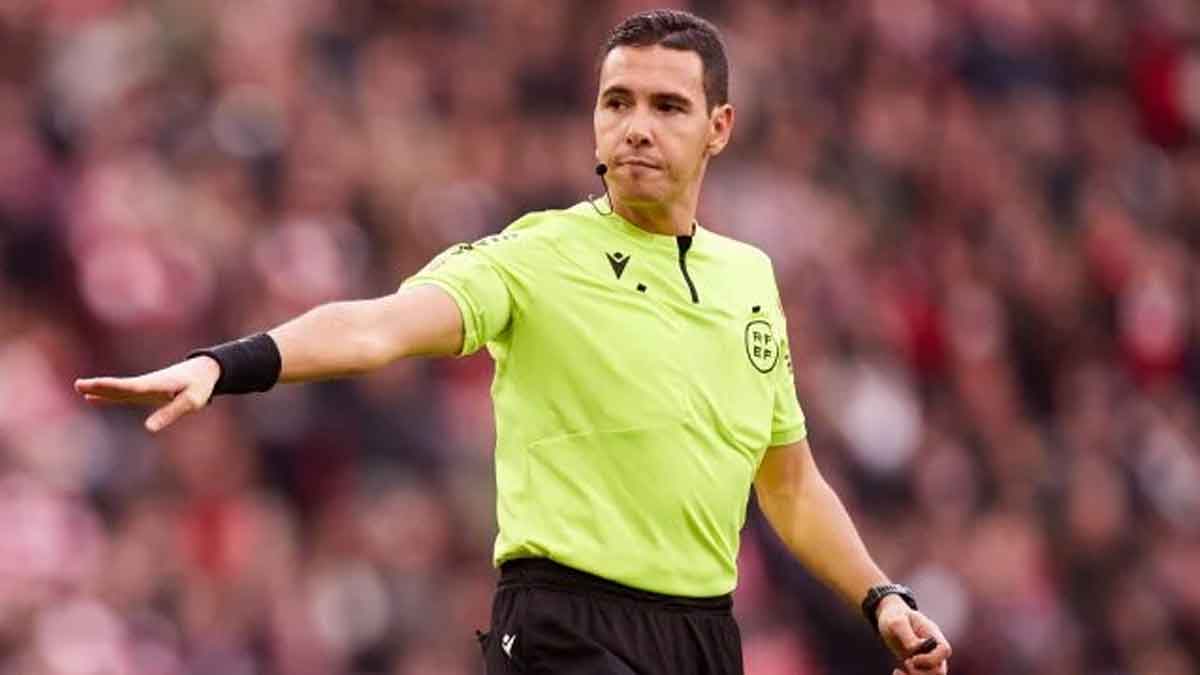 Hernández-Maeso-arbitro